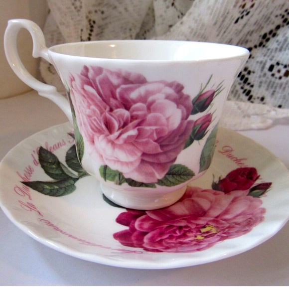 Roy Kirkham~Versailles 2003 Tea Cup and Saucer Fine Bone China~England - Picture 3 of 9